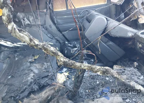 2024 GMC Yukon 4Wd Denali z USA, uszkodzony, nr VIN 1GKS2DKL9RR411475